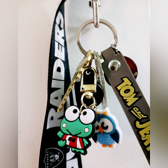 FROG ZIPPER PULL/BAG CHARM NEW - Picture 5 of 6